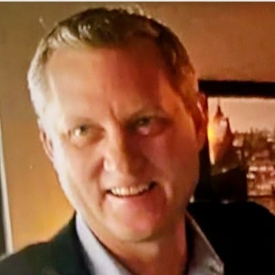 Dean Evenson headshot